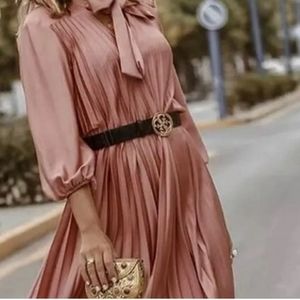 NWT flounce sleeve belted pleated dress
